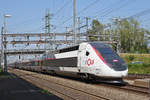 TGV Lyria 4410 durchfährt den Bahnhof Muttenz. Die Aufnahme stammt vom 29.08.2019.