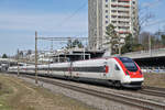 ICN 500 002 Annemarie Schwarzenbach  fährt Richtung Bahnhof Muttenz.