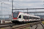 RABe 521 022, auf der S3, fährt zum Bahnhof Muttenz.