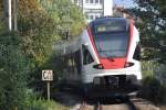 KONSTANZ (Landkreis Konstanz), 24.09.2011, 521 208 verlässt als Seehas-Regionalzug der SBB GmbH die soeben überquerte Seerheinbrücke in Richtung Engen