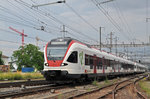 RABe 521 013, auf der S3, fährt zum Bahnhof Pratteln.