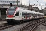 523 017 verlässt am 04.08.2016 den Bahnhof Lausanne in Richtung Abstellanlage.