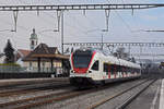 RABe 523 045 durchfährt den Bahnhof Rupperswil. Die Aufnahme stammt vom 04.02.2022.