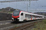 RABe 523 506-9 Mouette durchfährt am 26.02.2024 den Bahnhof Gelterkinden.