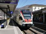 SBB - Triebzug RABe 524 112 bei der einfahrt im Bahnhof Mendrisio am 10.03.2016 