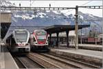 S4 nach St.Gallen mit 526 047-6 und RE nach Chur mit 511 020 begenen sich in Buchs SG.