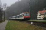  NPZ-Romantik  im Tsstal am 2.12.2006: S26 20630 mit RBDe 560 070 unterwegs nach Winterthur zwischen Turbenthal und Rmismhle-Zell.