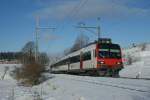 Ein DOMINO als Regio Express nach Neuchatel kurz nach La Chaux-de Fonds am 18.