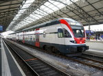 SBB - Triebzug RABe 511 102-1 im Bahnhof Lausanne am 04.06.2016