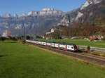 Ein RABe 511 als RE nach Chur am 29.10.2016 unterwegs bei Flums.