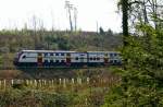 Ein DTZ der SBB im Wald zwischen Jona und Rti ZH.