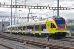 RABe 521 017 mit der Werbung für die Fachhochschule Muttenz, auf der S3, fährt zum Bahnhof Pratteln. Die Aufnahme stammt vom 03.03.2020.