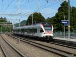 SBB - Triebzug RABe 521 015-8 bei der einfahrt in den Bahnhof Sissach am 18.08.2013