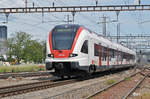 RABe 522 206, auf der S3, verlässt den Bahnhof Pratteln. Die Aufnahme stammt vom 23.05.2017.