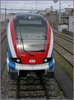 Der  Léman Express  RABe 522 219 wartet in Lausanne in der Abstellgruppe Jurigoz auf eine neuen Einsatz.