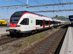 SBB - Triebwagen RABe 523 022 und 523 021 im Bahnhof von Yverdon les Bains am 09.05.2017
