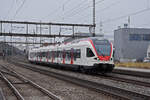 RABe 523 044 durchfährt den Bahnhof Rupperswil. Die Aufnahme stammt vom 07.01.2022.