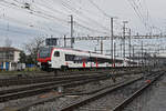 RABe 523 511-9 Mouette durchfährt am 30.12.2022 den Bahnhof Pratteln.