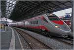 Nachdem der FS Trenitalia ETR 610 am Morgen als EC 35 nach Milano fuhr, kommt er hier als EC 34 wieder zurück.