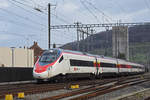 ETR 610 durchfährt den Bahnhof Sissach. Die Aufnahme stammt vom 02.01.2019.