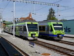 BLS - Neue und alte Farbgebung Zweier NINA RABe 525 011 und RABe 525 014 abgestellt im Bahnhof von Huttwil am 22.04.2018