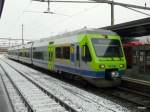 bls - NINA Triebzug RABe 525 018-8 im Bahnhof Thun am 29.11.2012