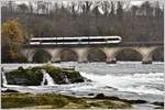 S33 auf der Brücke am Rheinfall zwischen Neuhausen und Schloss Laufen am Rheinfall. (19.11.2016)