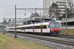 RBDe 560 Domino fährt Richtung Basel SBB. Die Aufnahme stammt vom 20.12.2017.