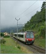 Nach dem Richtungwechsel in Chambrelien fährt der Domino als Regionalzug Richtung Neuchâtel weiter.