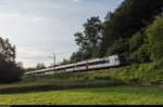 Am 11. Juli 2016 war geplant, ein paar Einsatzbilder der TPF RBDe 567 zu machen, welche fast nur noch am frühmorgens als Zusatzzüge unterwegs sind. Während ich bei Belfaux an der TPF-Strecke Fribourg - Murten auf die S21 wartete, kam auf der hier abzweigenden SBB-Strecke Fribourg - Payerne ein DOMINO angefahren. 