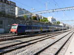 SBB - Res. Regio im Bahnhofsareal von Neuenburg mit dem Triebwagen RBDe 562 003-4 am 09.05.2017