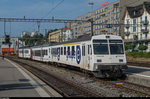 Am 11. Juli 2016 war geplant, ein paar Einsatzbilder der TPF RBDe 567 zu machen, welche fast nur noch am frühmorgens als Zusatzzüge unterwegs sind. Ein RBDe 567 mit dem mit Werbebeklebung versehenen ABt 383 rangiert aus dem Bahnhof Fribourg zu den Abstellgleisen.