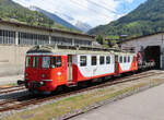 Älterer Triebwagen im Dienstgebrauch. Orsières, 2.5.2022