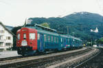 SBB: Le train des jeunes.
Im September 1998 war der BDe 4/4 1646 in Oensingen als Schulreferenten-Zug für die Vermittlung von Berufsinformationen stationiert.
Foto: Walter Ruetsch  