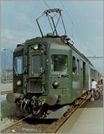SBB BDe 4/4 16325 mit einem Regionalzug nach St-Gingolph beim Halt in Bouveret. 
Gescanntes Negativ/August 1993