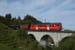 Am 13.10.12 erreicht der ZMB BDe 4/4 92 mit einer historischen Komposition Bauma.