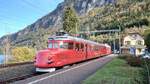 Im RAe 4/8 1021 der SBB, auch als Churchill-Pfeil bekannt, konnte ich vom 24.-26. Oktober 2022 an einer Zugkreuzfahrt durch die Schweiz teilnehmen. Im Bahnhof Därligen am Thuner See wurde eine Überholpause eingelegt.