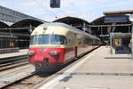 Der RAe TEE II 1053 fährt als Extrazug vom Bahnhof Luzern ab Richtung Zürich Hbf.