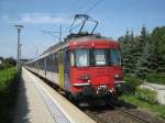 Ersatz S27 25949 in Klingnau; Anstelle des NPZ war heute ein 6-teiliger RBe Pendel (mit RBe 540 055) im Einsatz, 25.08.2011.