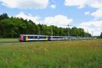 Ersatz IR 2022 bei Hindelbank. Der Zug wurde mit einem Doppel RBe Pendel gefhrt, vorne ist der RBe 540 022-1, 17.05.2014.