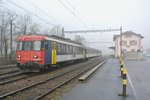 Kurz vor dem Ausscheiden der RBe aus dem Plandienst bei den OeBB; Klus, 07.12.2015: Regio nach Oensingen bestehend aus dem RBe 205, AB EWII 505 und BDt EWI 905. 

