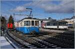 Der MOB ABDe 8/8 4004  Fribourg  erreicht den Bahnhof von Chernex. 

18. Januar 2019