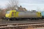 145-CL 031 (145 103-8) auf dem gegenberliegenden berholgleis in Haltingen. Fotografiert als KLV mit 145 013-9 ausgefahren ist. (08.03.2013)