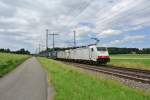 186 907-2 und 186 906-4 bei Lyssach, 15.06.2014.