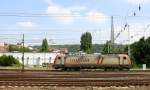 185 594-9 von Crossrail rangiert in Aachen-West.
Aufgenommen vom Bahnsteig in Aachen-West bei Sonne und Wolken am Mittag vom 4.8.2014. 