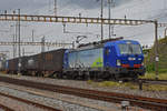 Siemens Vectron 193 495-9 durchfährt den Bahnhof Pratteln.