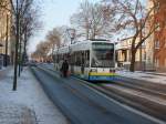 Wagen 824 des NVS am 19.12.2009 an der Haltestelle H.-Seidel-Stra�e. ...