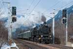 semmeringbahn BR 109.13 bringt den Sdz R 16137 (Wien Franz Josefs Bahnhof - M�rzzuschlag) �ber den Semmering, am Zugende hilft die 2143.40. Die Aufnahme entstand am 13.03.2010 kurz nach Payerbach-Reichenau.