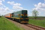 Am 7.5.2010 war die serbische Diesellok 661-243 bei Bajmok mit einem Personen
Zug nach Subotica unterwegs.