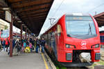 Baureihe 413 / Fahrzeug 413 036 der Serbischen Eisenbahnen (ŽS), aufgenommen 28.10.2017 im Hauptbahnhof von Belgrad.